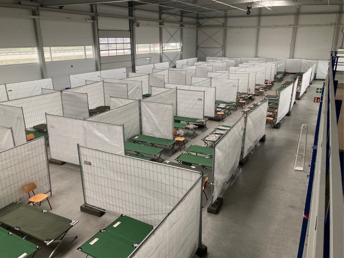 Flüchtlingsnotunterkunft im Gewerbepark Wörth-Wiesent für den Landkreis Regensburg bereitgestellt